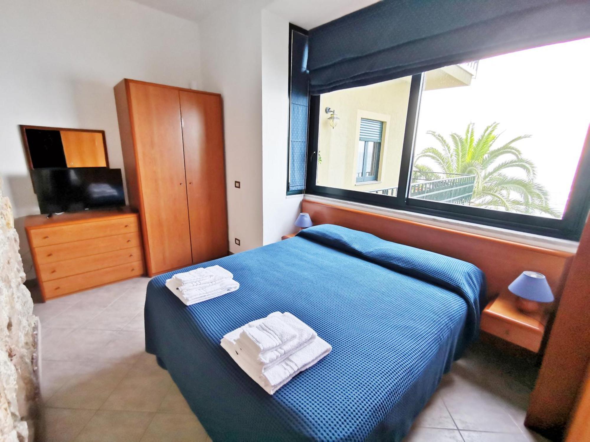 Villa Anita Apartments Capo d'Orlando Room photo