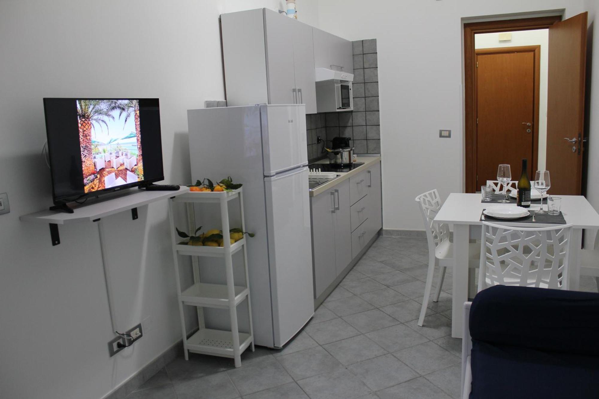 Villa Anita Apartments Capo d'Orlando Exterior photo