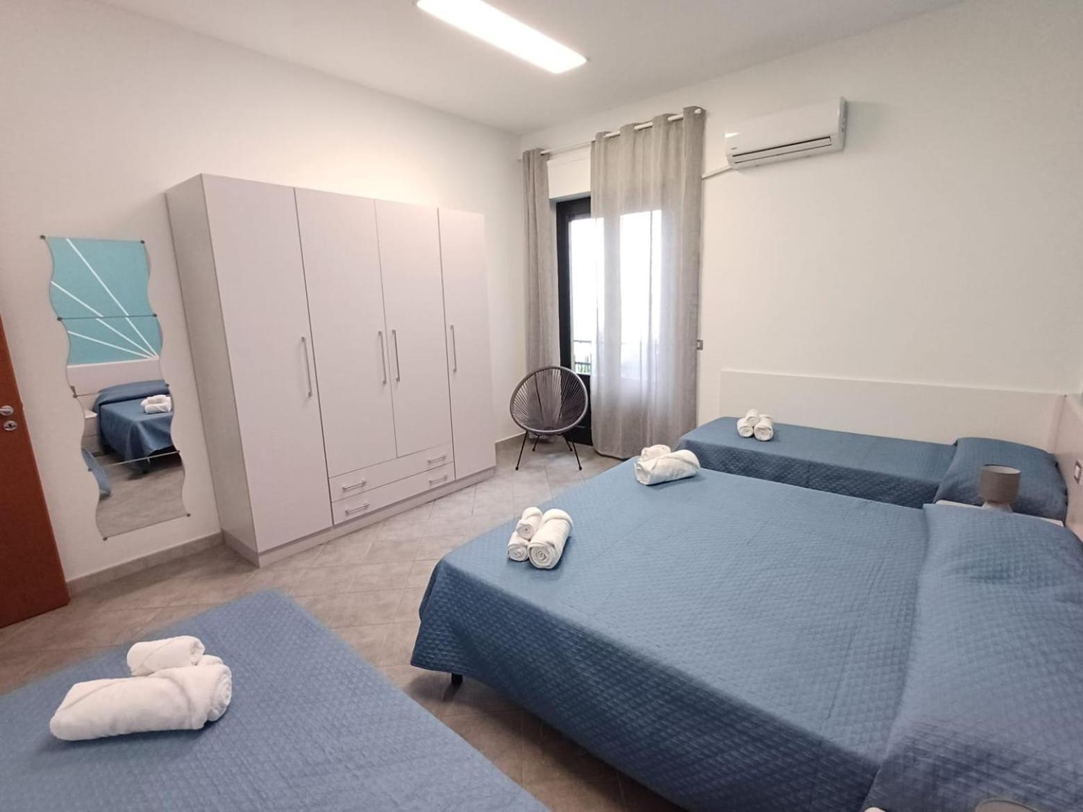 Villa Anita Apartments Capo d'Orlando Exterior photo